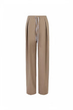 Relaxed Tailored Wide-Leg Drawstring Trouser – Camel